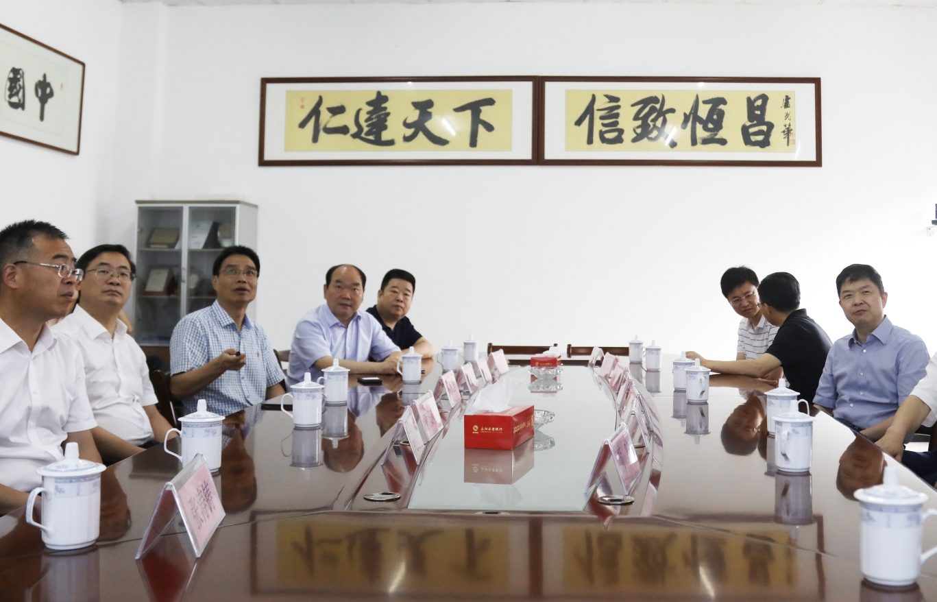 浙江省药监局局长徐润龙